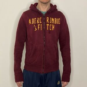 Vintage (2004) Abercrombie & Fitch Maroon Hoodie